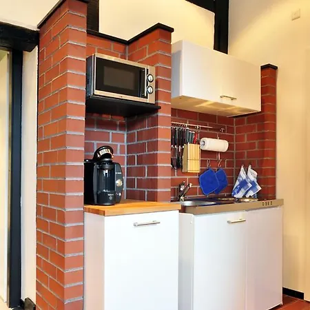 Apartment „herrenhausen“ - Stilvolles In Fachwerkhaus *